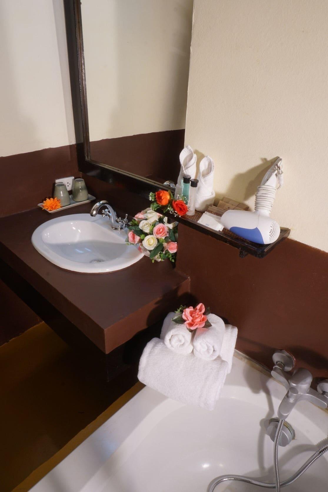 Takolaburi Cultural Resort Khao Lak Eksteriør billede