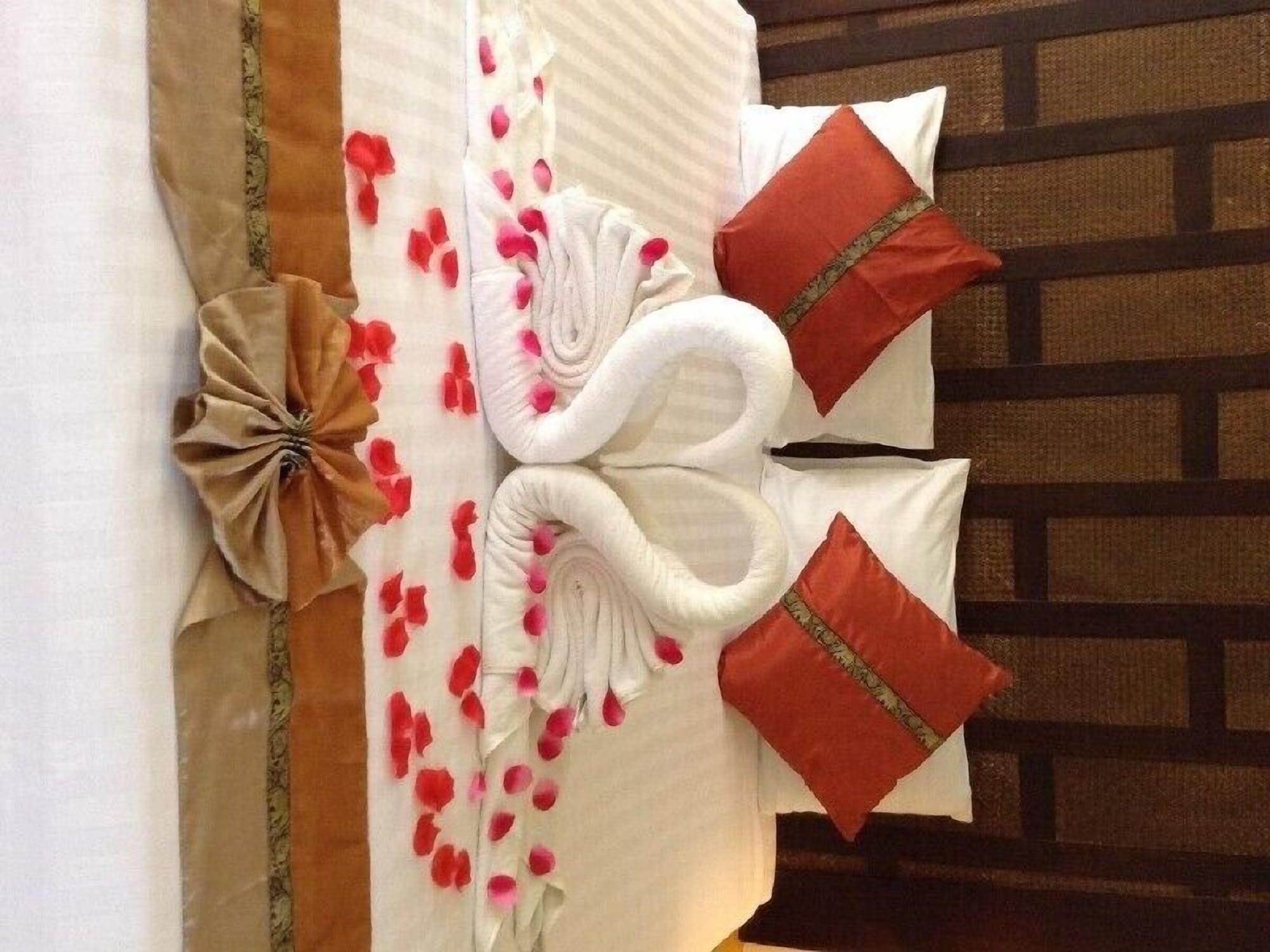 Takolaburi Cultural Resort Khao Lak Eksteriør billede
