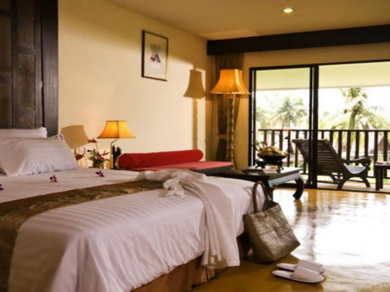 Takolaburi Cultural Resort Khao Lak Eksteriør billede